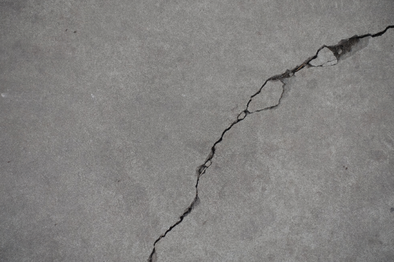 Comment éviter les fissures dans le ciment